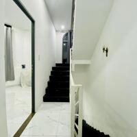 Bán Nhà Gần City Land Nguyễn Văn Lượng, 3 Tầng 5 P.Ngủ Chỉ Nhỉnh 4 Tỉ