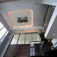 Diamond Island bán căn hộ Sky Villa hồ bơi sân vườn, 563m2, 2 tầng, 4PN, full nt