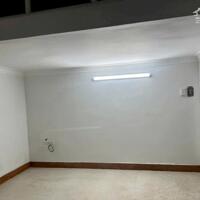 Cho thuê nhà riêng KD onl kết  hợp ở nhóm 7ng Phố Lương Yên, 4 tầng, 3 ngủ, chỉ 10tr