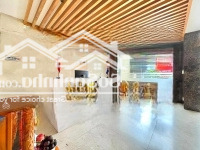 Văn Phòng 200M2 Giá Bán 70 Triệu (Bao Phí Quản Lý) - Mekong Building