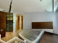 Nhà Đẹp Nội Thất Mới Làm Cần Bán 19 Tỷ.diện Tích100M2 4Pn- 5 Vệ Sinh Vị Trí Ngay Hồ Sinh Thái Nhiều Cây Xanh