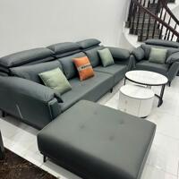 Cho thuê nhà mặt phố Văn Cao, DT: 80m2, 5 phòng ngủ.