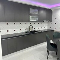 Cho thuê nhà mặt phố Văn Cao, DT: 80m2, 5 phòng ngủ.