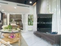 Cho Thuê Biệt Thự Sân Vườn 4 Phòng Ngủ Nội Thất Hiện Đại Ở Euro Village - V0503