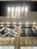 Bán Nhanh Nhà Đẹp Ngõ To, Lô Góc Hai Mặt Tiền - Gara Ot - Kd - Thang Máy Nguyễn Văn Cừ