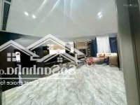 Bân Nhà 7 Tầng Lâm Hạ , 50M,Thang Máy,Gara Ô Tô,Mới Tinh,Gần Viện Tâm Anh