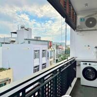 Căn Hộ Ban Công Máy Giặt Riêng Mới 100% Ngay Sân Bay Tân Sơn Nhất