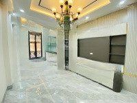 Bán Gấp Trong Tuần Nhà Mới Xây Đức Giang - Long Biên 40M2 X 6 Tầng 8,5Tỷ