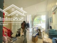 Cho Thuê Nhà Phố Liền Kề Cao Cấp Kdc Himlam Quận 7 Nguyên Căn: 5X20M Giá: 40 Triệu Liên Hệ: 0931353298