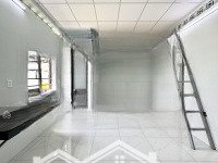 Cho Thuê Phòng Chưa Qua Sử Dụng Cửa Sổ Trời Sau Công Viên Phần Mềm Đường Tô Ký - Quận 12