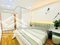 E Cần Bán Gấp Căn 2 Ngủ 74M Tòa Epic''s Home(Thái Hà Constrexim), 43 Phạm Văn Đồng