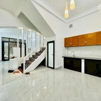 Bán nhà phố Kim Ngưu, Hai Bà Trưng 51m, 3 tầng. Giá: 8.6 tỷ. LH: 0937158386