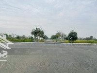 Cần Tiền Chính Chủ Bán Gấp Nền Nhà Phố 105M2 Biên Hòa New City Giá Bán 1,6 Tỷ, Sổ Hồng Công Chứng Ngay.