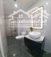 Cho Thuê Chcc Oriental Plaza, Tân Phúdiện Tích89M2 2 Phòng Ngủ 2 Vệ Sinhgiá 10 Triệu/Th Liên Hệ: 0703445188 Trân