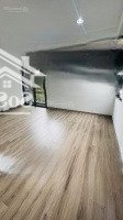 Cho Thuê Gấp Nhà Phố Văn Cao, Liễu Giai. 60M2*4 Tầng, 5 Phòng Ngủ 5 Đh, Ô Tô Đỗ Cửa. Đồ Cơ Bản. 80M Ra Phố