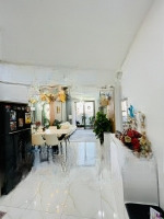 Bán Ch The Prince, Phú Nhuận, 3 Phòng Ngủ 93M2, Full Nội Thất, View Q1, Giá Bán 7.8 Tỷ Chủ Nhà Bán, 0902663022