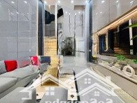 Chuẩn Bị Đi Úc Định Cư Cần Bán Nhà Đường Học Lạc- Phường 14- Quận 5. Giá Bán 3Tỷ560. Đang Cho Thuê 22 Triệu