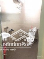 Nhà Cc Tập Thể Ngõ 10 Nguyễn Văn Huyên, 50M2, 2 Ngủ, Nội Thất Căn Bản
