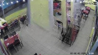 Cho Thuê Hoặc Sang Nhà Hàng Q. Tân Phú Do Mâu Thuẫn Cổ Đông Nên Sang Lại Nhà Hàng Còn Mới