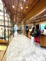 (Lô Góc 3 Mặt) Bán Nhanh Căn Góc Mặt Phố Ngay Ngã Tư Sở, 160M2, Mặt Tiền 8.6M, Sổ Vuông, Giá 6X Tỷ