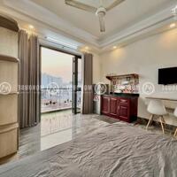 Trống sẵn căn Studio ban công thoáng mát Full nội thất gần ĐH Tài Chính Marketing