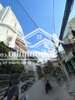 Bán Nhà Mặt Phố Ngang 5M, Giá Bán 20 Tỷ. 3 Tầng, Đường Nguyễn Thiện Thuận. Quận Bình Thạnh