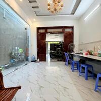 Bán Nhà Mặt Tiền Kinh Doanh Phạm Thị Giây,150m2, 2 Tầng ngang 5m Đường 16m có lề