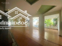 Cho Thuê Nhà Mặt Tiền Đường Nguyễn Đình Chính,P11, Phú Nhuận.dt 18 X 12M, 1 Trệt 2 Lầu