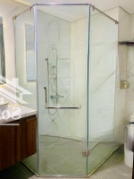 Hạ Giá Cần Bán Gấp Căn 2Pn- Diện Tích: 77M2- Tòa B Mới -Full Đồ-View Thoáng Mát-Giá Hạ 4.5 Tỷ Vinaconex2