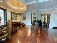 Biệt Thự Song Lập Diện Tích 150M2 Vinhomes Green Bay Hoàn Thiện Nội Thất Cực Đẹp, Sổ Đỏ Cất Két