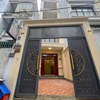 Nhà đẹp Võ Văn Kiệt,Quận 1 - 4 tầng  91m2 giá 18,2 tỷ