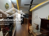 Bán Chung Cư F4 - Trung Kính, 82M2, 2 Phòng Ngủ, Giá: 5.5 Tỷ. Liên Hệ: 0379455020