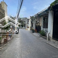 Mặt Tiền Đường Oto Né Nhau Đối Diện Ubnd Tp Thủ Đức. Dài 27M, Sân Trước Rộng Rãi Nhà Trống Sạch Đẹp