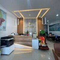 Bán nhà mặt tiền đường Trần Phú khu vực kinh doanh sầm uất