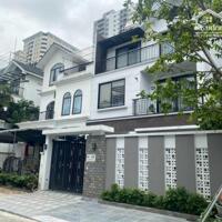 BÁN BT KĐT TP.GIAO LƯU - PHẠM VĂN ĐỒNG - SĐ 190M, MT 11M, 4 TẦNG. 57,5TỶ - 0974687037
