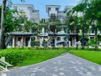 Nhà Phố Verosa Khang Điền 6X22M Giá Bán 20.5 Tỷ Lh Hương