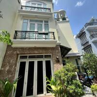 Dưới 11,3 tỷ mà sở hữu siêu phẩm căn góc 2 mặt hẻm Trần Hưng Đạo Q1 .7,2mX 10m