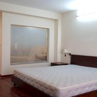 Cho thuê căn hộ 1PN rộng tới 65m2 tại Âu Cơ, Tây Hồ, đủ đồ, có ban công
