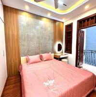 BÁN NHÀ QUAN HOA, CẦU GIẤY - 4 TẦNG - GẦN PHỐ - THOÁNG TRƯỚC SAU