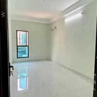 Cho thuê nhà 3 tầng Ngô Gia Tự, Thượng Thanh, Long Biên. 60m. Giá: 8 triệu/tháng. Lh: 0967873362