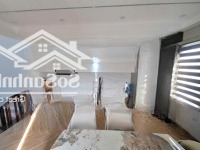 Nhà 6T Thang Máy Phố Trạm 40M2, Lô Góc, Ô Tô Cách 20M, 10 Tỷ Long Biên
