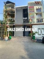 Nhà Mặt Tiền Đường 9M Thuận Tiện Ở Kết Hợp Kd Hoặc Làm Văn Phòng