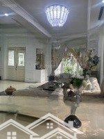 Cho Thuê Gấp Biệt Thự Vinhomes Riverside, 100 Triệu, 360M2, 4 Phòng Ngủ 5 Vệ Sinhcạnh Trường Quốc Tế Bis.