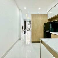 Căn Hộ Ban Công Full Nội Thất ở Hoàng Hoa Thám giáp Q1 ở Bình Thạnh