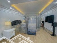 Cho Thuê Nhà Nguyên Căn Tại Giảng Võ, Diện Tích 60M2 X 5T, Thông Sàn. Giá Cho Thuê 15 Triệu/Th