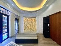 Phân Lô Vip Nguyễn Trãi- 3 Thoáng- Ôtô Đỗ Cửa- Nội Thất Đẹp Ở Luôn - Sổ Đẹp-Dân Trí Cao- Bãi Đỗ Xe