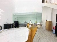 Bán Nhà Phan Văn Trị - 44,3M2 - 2 Tầng -Hẽm Xe Hơi- Tặng Full Nội Thất - Chỉ 4,97 Tỷ