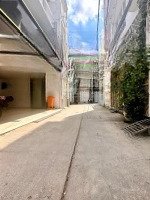 Bán Nhà Riêng Tại Đường 3/2, Phường 14, Quận 10, Tp. Hcm, 40 M2, Sổ Hoàn Công, Bớt Lộc