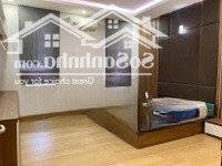Cần Bán Gấp Biệt Thự Kdc Sadeco Ven Sông Tân Phong Quận 7 - Dt: 7X18M Hầm Trệt 3 Lầu Có Thang Máy