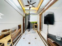 Đẹp Quá ! Khâm Thiên, Dân Xây Mới Full Nội Thất, Gần Phố, Nở Hậu. 42M*5T